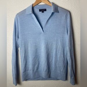Women’s Banana Republic Baby Blue V-Neck Merino Wool Sweater Top